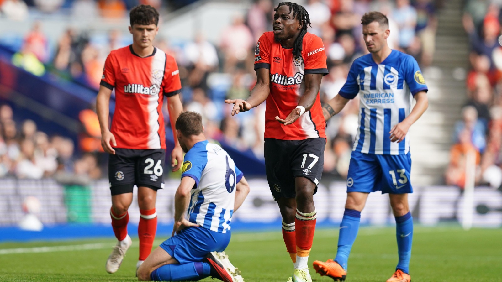 Pelly-Ruddock Mpanzu: (Ainda mais) história pelo 'modesto' Luton Town -  Inglaterra - Jornal Record