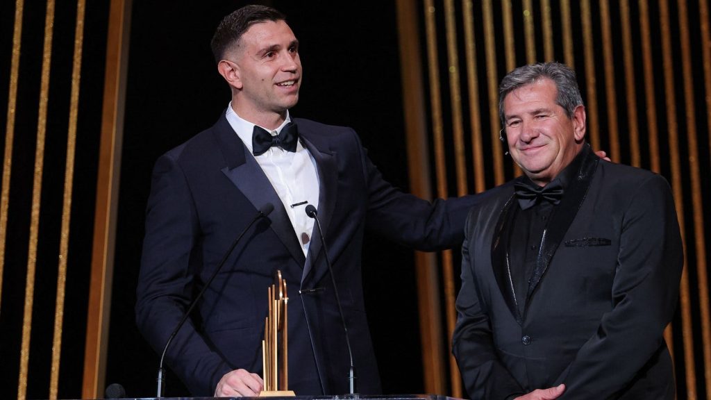 Emiliano Martinez Wins Yashin Trophy Ballon d'Or 2023 | Setanta Sports