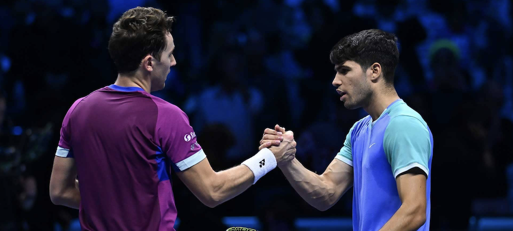 Ruud beats Alcaras at ATP Finals